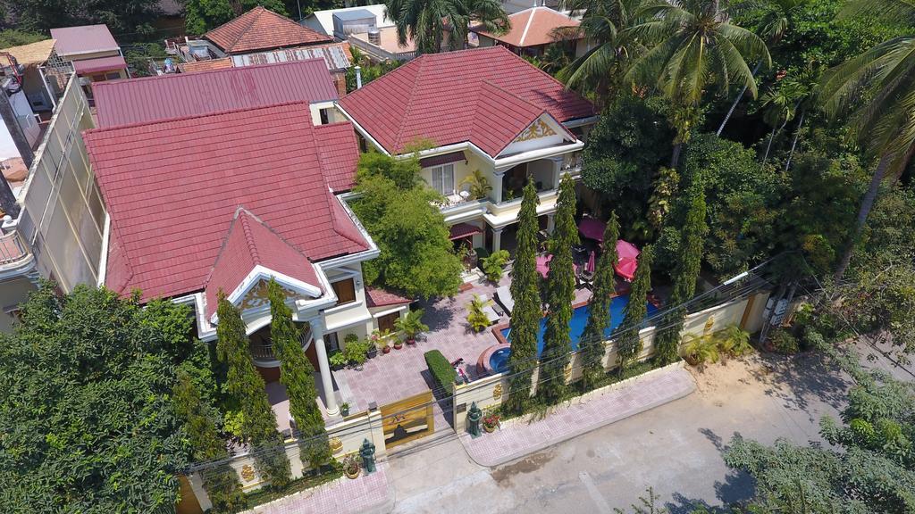 Villa Grange Phnom Penh Exterior photo